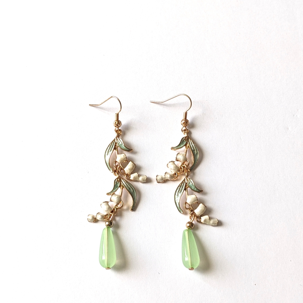 Mint Floral Dangle Earrings